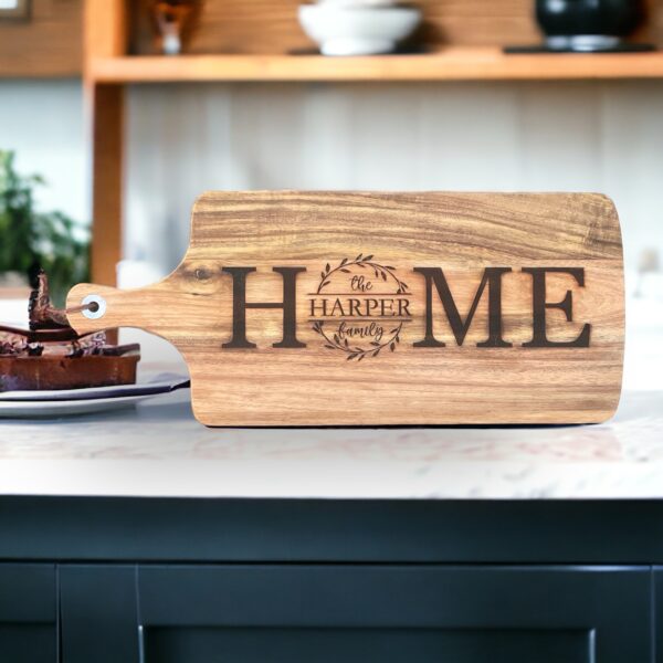 Personalised wooden cutting board